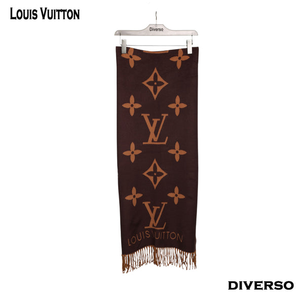سكارف LV