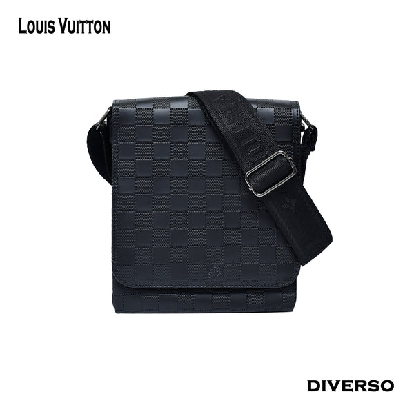 شنطة جلد LOUIS VUITTON