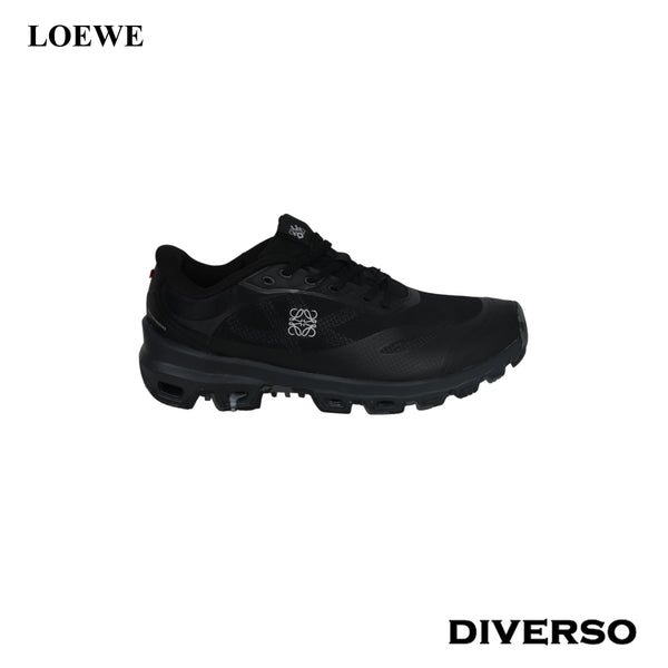 كوتشي رجالي LOEWE