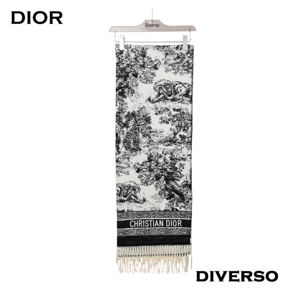 سكارف DIOR